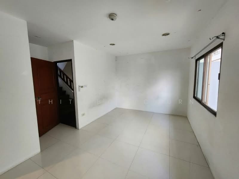 ทาวน์เฮาส์ 4 ห้องนอน เดิน 3 นาทีถึงสถานี BTS บางจาก, กรุงเทพ, บางจาก, พระโขนง, กรุงเทพ, 250 ตร.ม., ทาวน์เฮ้าส์ ให้เช่า, โดย Thiti Boonchurn, 500170802 - DDproperty.com