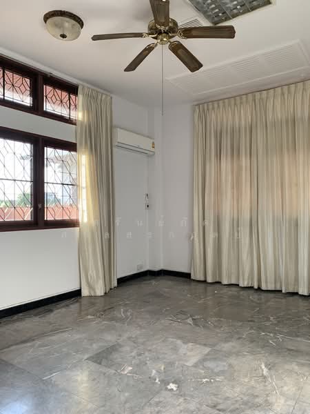 Naphalai Village, Bangkok, Soi Naphalai 1, Bang Na, Bang Na, Bangkok, 3 Bedrooms, 3,350 sqm, Single Detached House For Rent, by ศรันย์ภัค สรัลสรกฤตย์, 500170811 - DDproperty.com