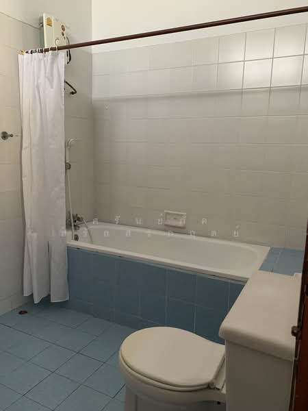 ให้เช่า - Naphalai Village : หมู่บ้านนภาลัย, กรุงเทพ