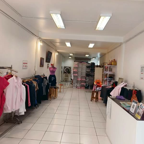 Shophouse for Takeover – Saphan Khwai, Bangkok, Samsen Nai, Phaya Thai, Bangkok, , 228 sqm, Shophouse For Rent, by Pudis Chitrungsakorn, 500170823 - DDproperty.com