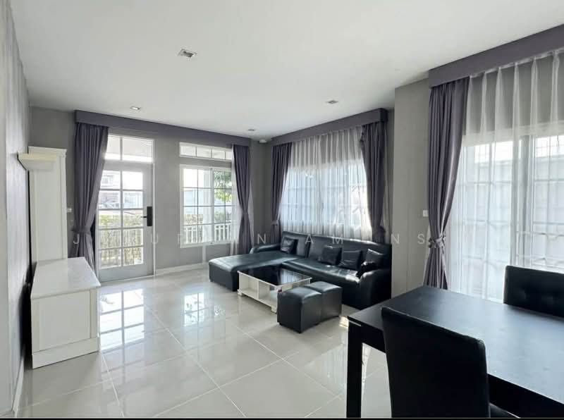 Burasiri Panyaintra, Bangkok, Khlong Song Road, Bang Chun, Khlong Sam Wa, Bangkok, 3 Bedrooms, 164 sqm, Single Detached House For Rent, by Jatuporn Amonsin, 500170834 - DDproperty.com