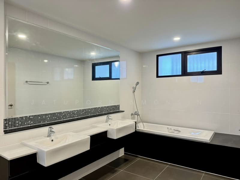 The City Ratchaphruek-Pinklao, Nonthaburi, 199-9 Bang Kruai-Sai Noi Road, Bang Krang, Muang Nonthaburi, Nonthaburi, 5 Bedrooms, 375 sqm, Single Detached House For Sale, by Jatuporn Amonsin, 500170846 - DDproperty.com