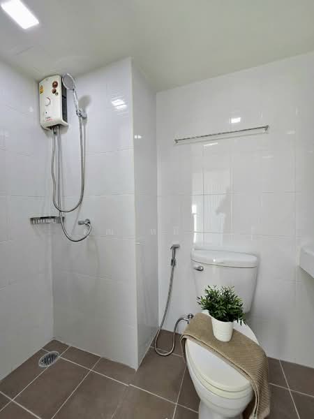 Lumpini Ville On Nut-Latkrabang, Bangkok, Lat Krabang Road, Lat Krabang, Lat Krabang, Bangkok, 1 Bedroom, 23 sqm, Condo For Sale, by คุณเหมียว, 500170847 - DDproperty.com