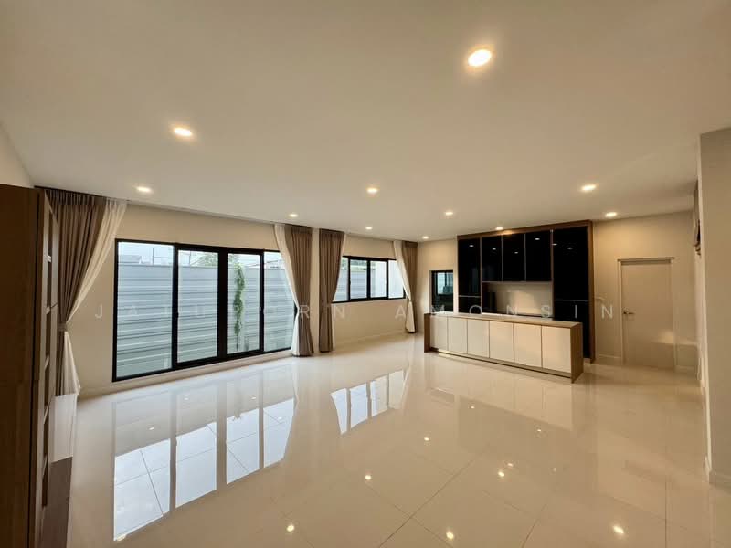 The City Ratchaphruek-Pinklao, Nonthaburi, 199-9 Bang Kruai-Sai Noi Road, Bang Krang, Muang Nonthaburi, Nonthaburi, 5 Bedrooms, 375 sqm, Single Detached House For Rent, by Jatuporn Amonsin, 500170851 - DDproperty.com