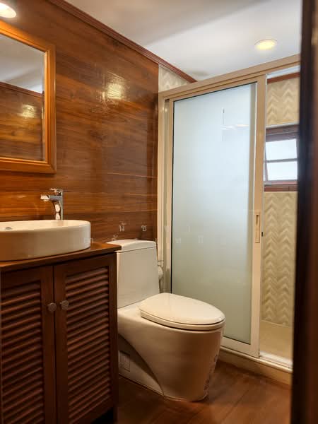 Soi Phahonyothin 62/1, Pathum Thani, พหลโยธิน, Khu Khot, Lam Luk Ka, Pathum Thani, 5 Bedrooms, 600 sqm, Single Detached House For Sale, by นัชชา กำลังเหลือ, 500170852 - DDproperty.com