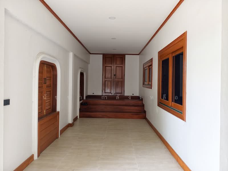 Soi Phahonyothin 62/1, Pathum Thani, พหลโยธิน, Khu Khot, Lam Luk Ka, Pathum Thani, 5 Bedrooms, 600 sqm, Single Detached House For Sale, by นัชชา กำลังเหลือ, 500170852 - DDproperty.com