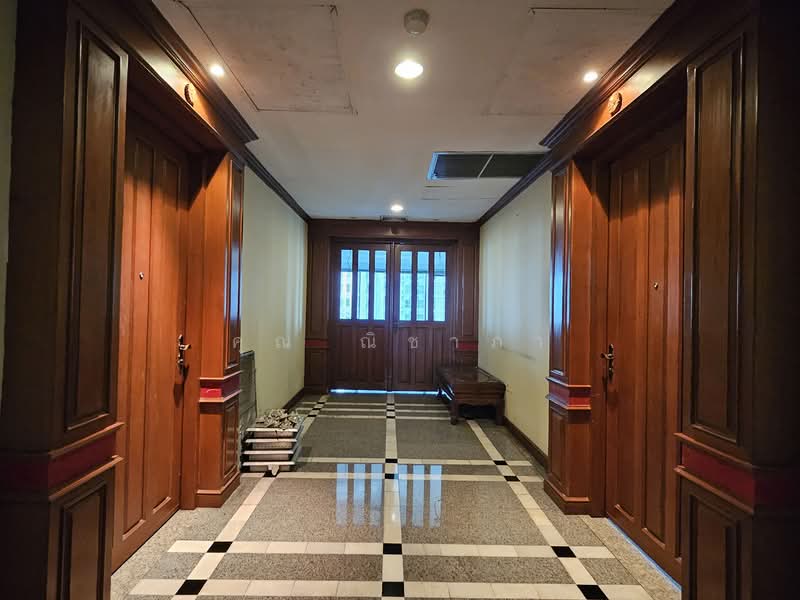 ขาย - ขายอาคารสำนักงาน 13 ชั้น ถนนวงศ์สว่าง บางซื่อ กรุงเทพฯ ตรงข้ามบิ๊กซี วงศ์สว่าง, กรุงเทพ