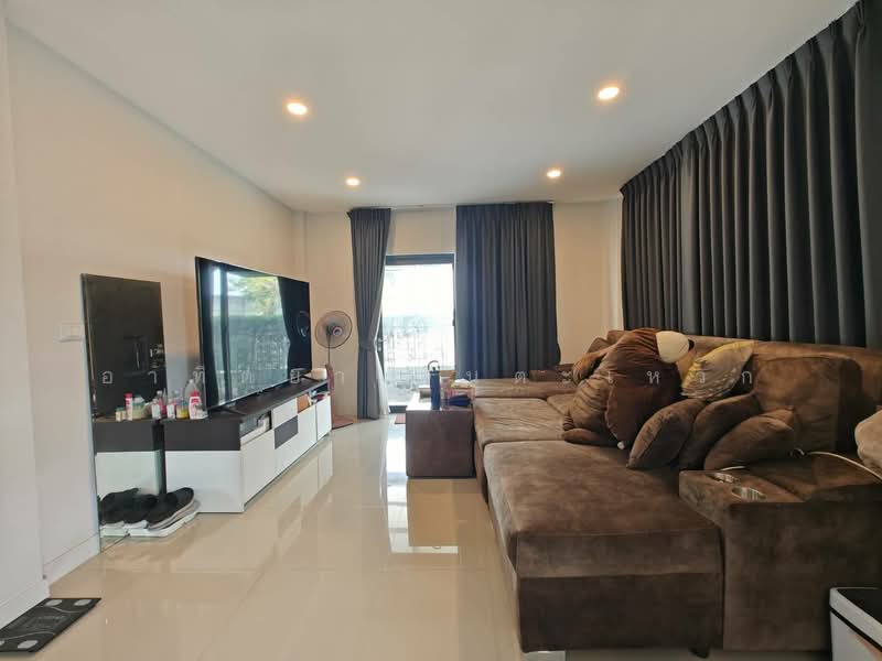 Centro Wongwaen-Chatuchot, Bangkok, Soi Wongsakon 1, Kanchanaphisek parallel Road, Sam Wa Tawan Tok, Khlong Sam Wa, Bangkok, 3 Bedrooms, 175 sqm, Single Detached House For Sale, by อาทิตยา จินตะเหวก, 500170883 - DDproperty.com