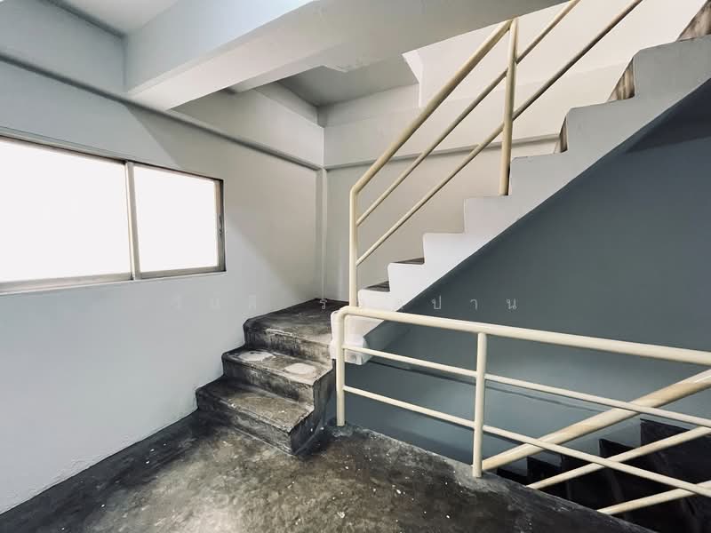 อาคารพาณิชย์ 3.5 ชั้น ตลาดไอยรา, Pathum Thani, Khlong Nung, Khlong Luang, Pathum Thani, Studio, 144 sqm, Single Detached House For Sale, by วันดี รอดปาน, 500170911 - DDproperty.com