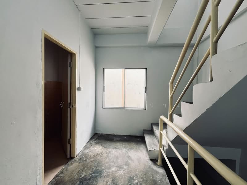 อาคารพาณิชย์ 3.5 ชั้น ตลาดไอยรา, Pathum Thani, Khlong Nung, Khlong Luang, Pathum Thani, Studio, 144 sqm, Single Detached House For Sale, by วันดี รอดปาน, 500170911 - DDproperty.com