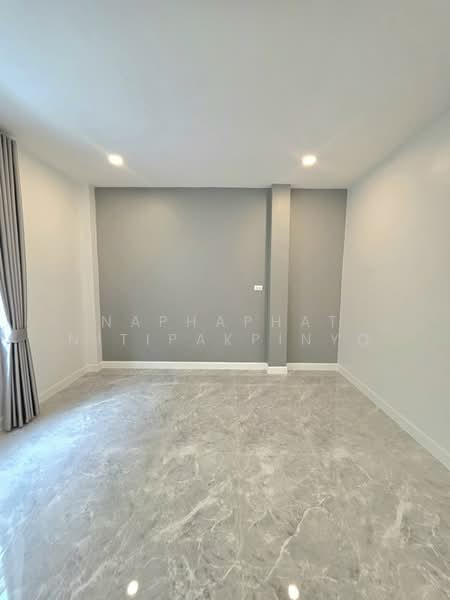 Baan Koon Suk 1, Chon Buri (Pattaya), Bang Sa-re, Sattahip, Chon Buri (Pattaya), 4 Bedrooms, 200 sqm, Villa For Sale, by Naphaphat Nitipakpinyo, 500170917 - DDproperty.com