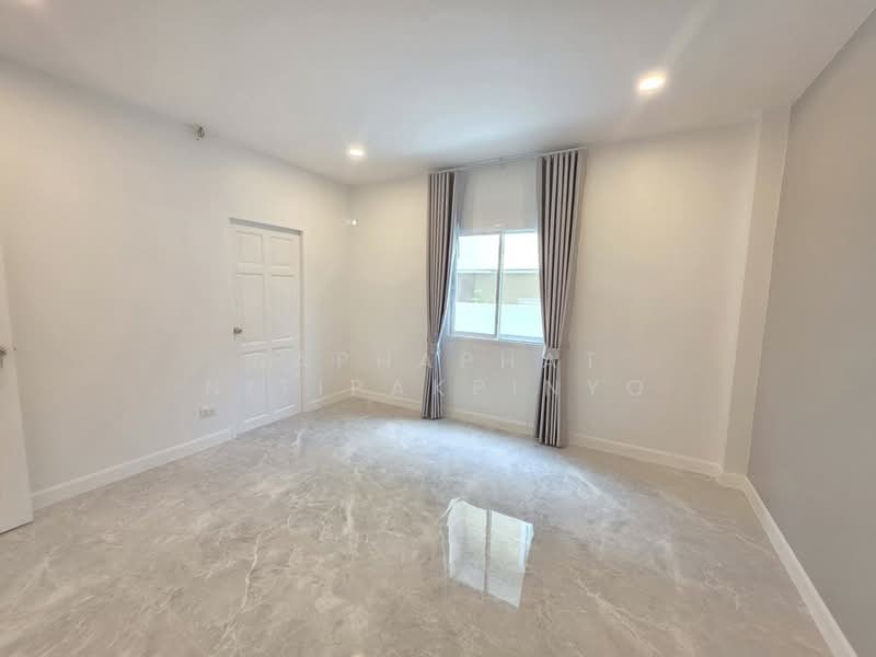 Baan Koon Suk 1, Chon Buri (Pattaya), Bang Sa-re, Sattahip, Chon Buri (Pattaya), 4 Bedrooms, 200 sqm, Villa For Sale, by Naphaphat Nitipakpinyo, 500170917 - DDproperty.com