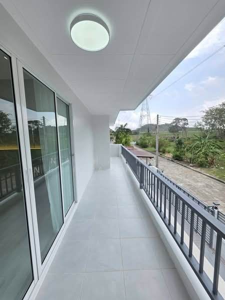 Baan Koon Suk 1, Chon Buri (Pattaya), Bang Sa-re, Sattahip, Chon Buri (Pattaya), 4 Bedrooms, 200 sqm, Villa For Sale, by Naphaphat Nitipakpinyo, 500170917 - DDproperty.com