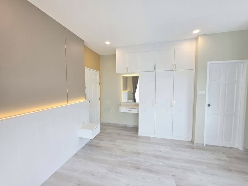 Baan Koon Suk 1, Chon Buri (Pattaya), Bang Sa-re, Sattahip, Chon Buri (Pattaya), 4 Bedrooms, 200 sqm, Villa For Sale, by Naphaphat Nitipakpinyo, 500170917 - DDproperty.com