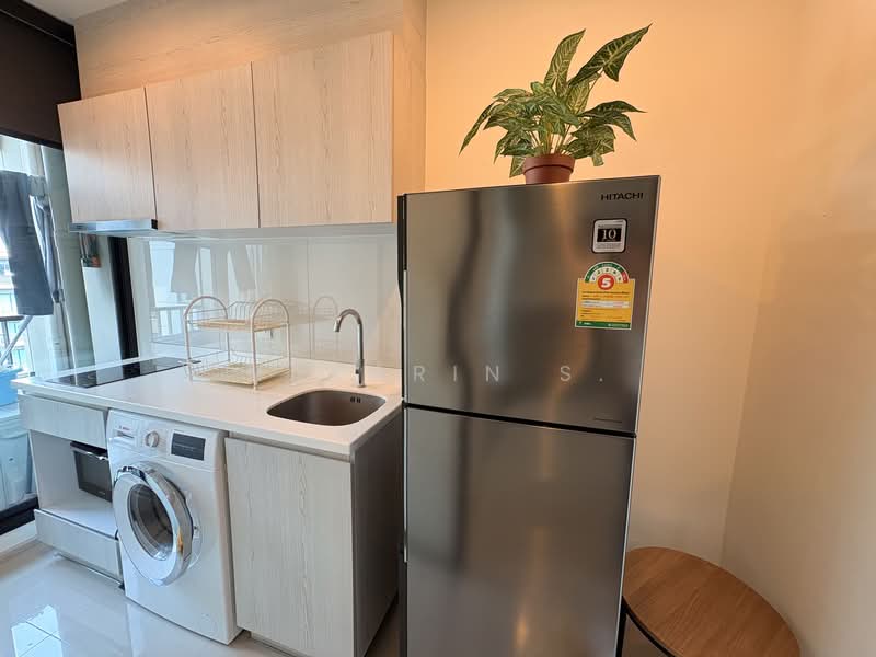 Life Asoke, Bangkok, Asoke-Dindang Road, Bang Kapi, Huai Khwang, Bangkok, 1 Bedroom, 30 sqm, Condo For Rent, by Nakarin S., 500170922 - DDproperty.com