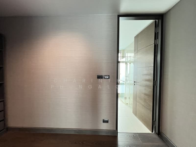 The Park Lane 22, Bangkok, 42 Soi Pridi Banomyong 45, Khlong Tan Nua, Watthana, Bangkok, 3 Bedrooms, 300 sqm, Townhouse For Rent, by Charinthip Phungalong, 500170923 - DDproperty.com