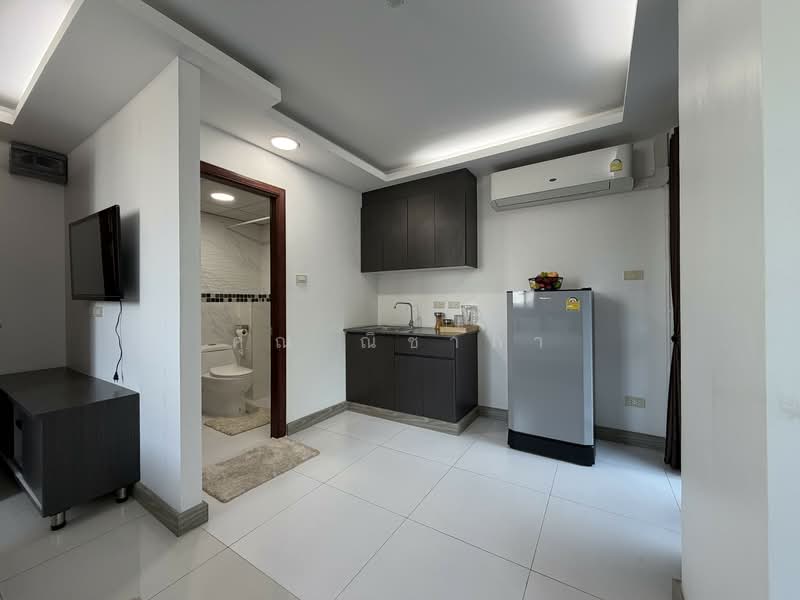 ขายอพาร์ทเมนท์ ลาดพร้าววังหิน ใกล้ BTS ภาวนา 8 ชั้น 60 ห้อง, Bangkok, Lat Phrao, Bangkok, , 800 sqm, Business For Sale, by คุณ ณิชาภา, 500170939 - DDproperty.com