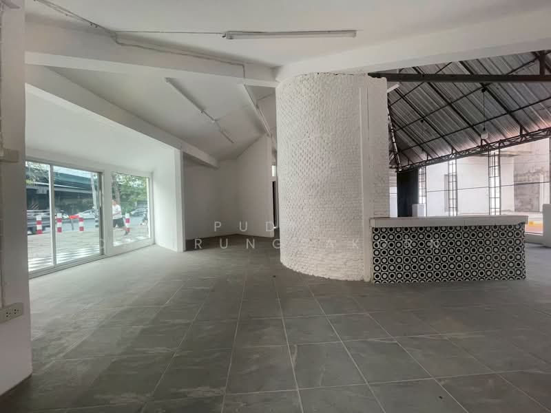 ให้เช่าพื้นที่ติดถนนใหญ่ – แยกวิภาวดี-สุทธิสาร, กรุงเทพ, ดินแดง, ดินแดง, กรุงเทพ, 120 ตร.ม., ตึกแถว-อาคารพาณิชย์ ให้เช่า, โดย Pudis Chitrungsakorn, 500170943 - DDproperty.com