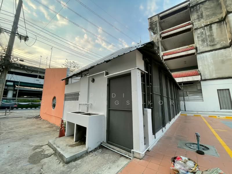 Roadside Commercial Space for Rent – Vibhavadi–Sutthisan Intersection, Bangkok, Din Daeng, Din Daeng, Bangkok, , 120 sqm, Shophouse For Rent, by Pudis Chitrungsakorn, 500170943 - DDproperty.com