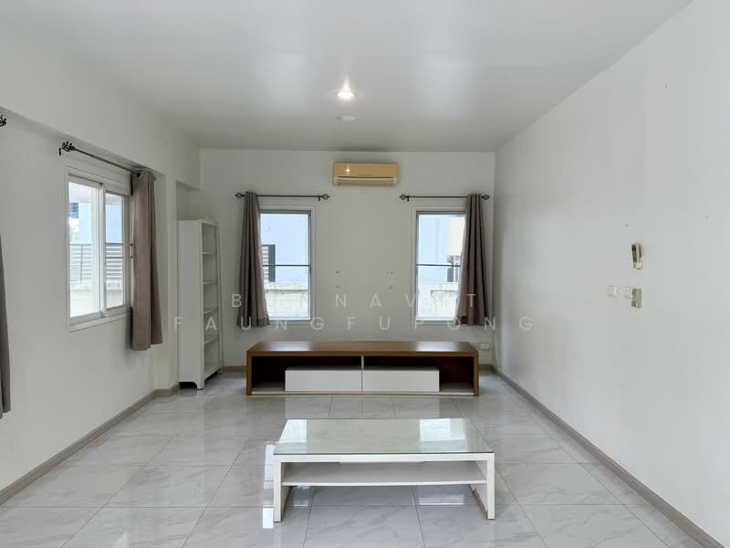 Baan Jiratip Watcharapol, Bangkok, Sukhaphiban 5 Road, Khlong Tanon, Sai Mai, Bangkok, 3 Bedrooms, 200 sqm, Single Detached House For Sale, by Bunnavit Faungfupong, 500170947 - DDproperty.com