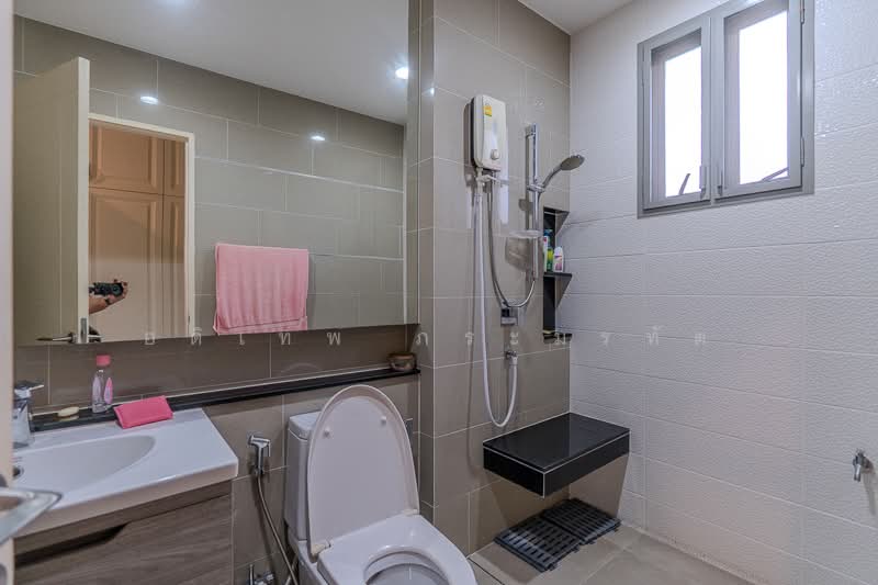 Narasiri Pinklao – Sai 1, Bangkok, Phutthamonthon Sai 1 Road, Bang Chuek Nang, Taling Chan, Bangkok, 4 Bedrooms, 294 sqm, Single Detached House For Sale, by อดิเทพ ภระมรทัต, 500170960 - DDproperty.com