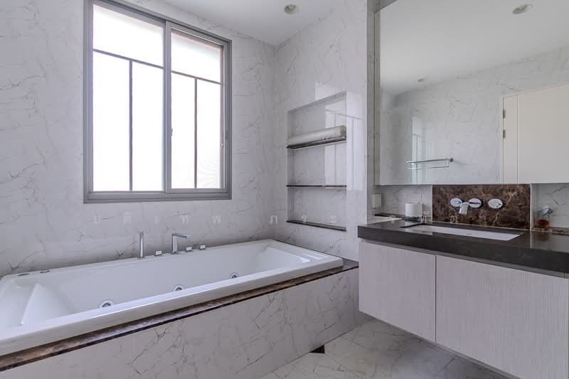 Narasiri Pinklao – Sai 1, Bangkok, Phutthamonthon Sai 1 Road, Bang Chuek Nang, Taling Chan, Bangkok, 4 Bedrooms, 294 sqm, Single Detached House For Sale, by อดิเทพ ภระมรทัต, 500170960 - DDproperty.com