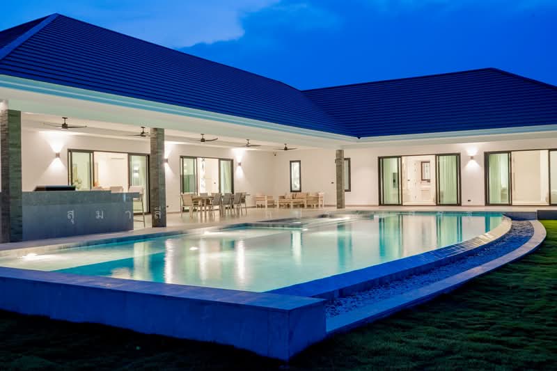 An Iconic 5-Bedroom Pool Estate with Expansive Mountain Views Hua Hin Pranburi Listing 20004, Prachuap Khiri Khan, Thap Tai, Hua Hin, Prachuap Khiri Khan, 5 Bedrooms, 450 sqm, Single Detached House For Sale, by สุมาลี วิไลประเสริฐ, 500170996 - DDproperty.com