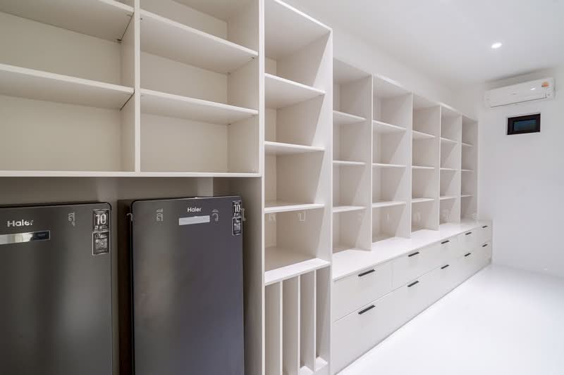 คฤหาสห์สุดหรู พร้อมสวนขนาดใหญ่ วิวภูเขา ขนาด 5 ห้องนอน หัวหิน ปราณบุรี (รหัส 20004), ประจวบคีรีขันธ์, ทับใต้, หัวหิน, ประจวบคีรีขันธ์, 450 ตร.ม., บ้านเดี่ยว ขาย, โดย สุมาลี วิไลประเสริฐ, 500170996 - DDproperty.com