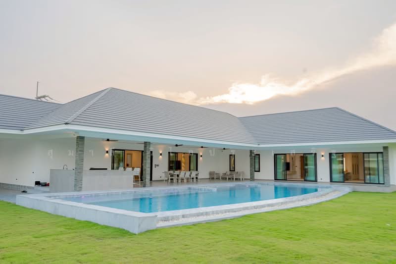 คฤหาสห์สุดหรู พร้อมสวนขนาดใหญ่ วิวภูเขา ขนาด 5 ห้องนอน หัวหิน ปราณบุรี (รหัส 20004), ประจวบคีรีขันธ์, ทับใต้, หัวหิน, ประจวบคีรีขันธ์, 450 ตร.ม., บ้านเดี่ยว ขาย, โดย สุมาลี วิไลประเสริฐ, 500170996 - DDproperty.com