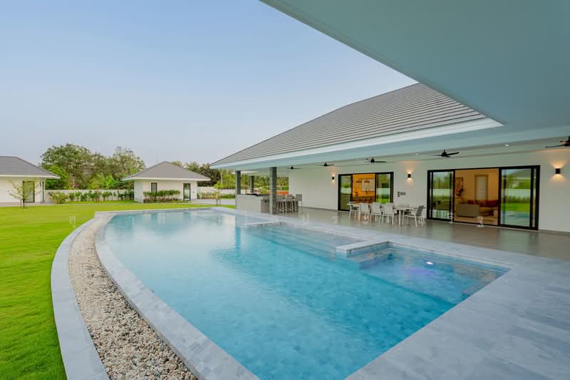 คฤหาสห์สุดหรู พร้อมสวนขนาดใหญ่ วิวภูเขา ขนาด 5 ห้องนอน หัวหิน ปราณบุรี (รหัส 20004), ประจวบคีรีขันธ์, ทับใต้, หัวหิน, ประจวบคีรีขันธ์, 450 ตร.ม., บ้านเดี่ยว ขาย, โดย สุมาลี วิไลประเสริฐ, 500170996 - DDproperty.com