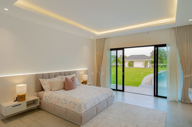 An Iconic 5-Bedroom Pool Estate with Expansive Mountain Views Hua Hin Pranburi Listing 20004, Prachuap Khiri Khan, Thap Tai, Hua Hin, Prachuap Khiri Khan, 5 Bedrooms, 450 sqm, Single Detached House For Sale, by สุมาลี วิไลประเสริฐ, 500170996 - DDproperty.com