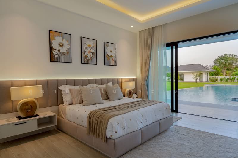 An Iconic 5-Bedroom Pool Estate with Expansive Mountain Views Hua Hin Pranburi Listing 20004, Prachuap Khiri Khan, Thap Tai, Hua Hin, Prachuap Khiri Khan, 5 Bedrooms, 450 sqm, Single Detached House For Sale, by สุมาลี วิไลประเสริฐ, 500170996 - DDproperty.com