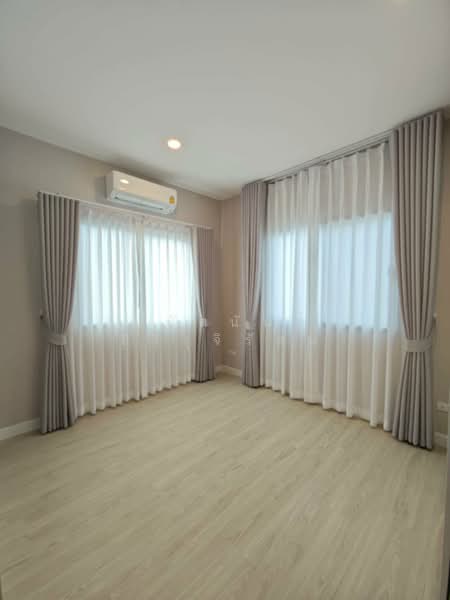 Perfect Park Suvarnabhumi, Bangkok, Romklao Road, Min Buri, Min Buri, Bangkok, 4 Bedrooms, 142 sqm, Single Detached House For Sale, by มนัสนันท์ สิริรุจิรัตน์, 500170999 - DDproperty.com