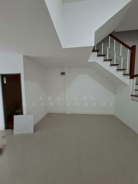 ขายทาวน์โฮม หมู่บ้าน Grand Village 3 : แกรนด์ วิลเลจ 3 ราคาถูกที่สุดในโครงการ, นครปฐม, บางกระทึก, สามพราน, นครปฐม, 109 ตร.ม., ทาวน์เฮ้าส์ ขาย, โดย Apaporn Muanthorani, 500171026 - DDproperty.com