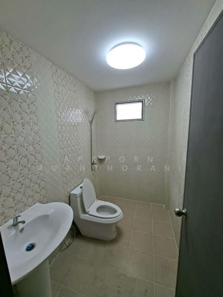 ขายทาวน์โฮม หมู่บ้าน Grand Village 3 : แกรนด์ วิลเลจ 3 ราคาถูกที่สุดในโครงการ, นครปฐม, บางกระทึก, สามพราน, นครปฐม, 109 ตร.ม., ทาวน์เฮ้าส์ ขาย, โดย Apaporn Muanthorani, 500171026 - DDproperty.com