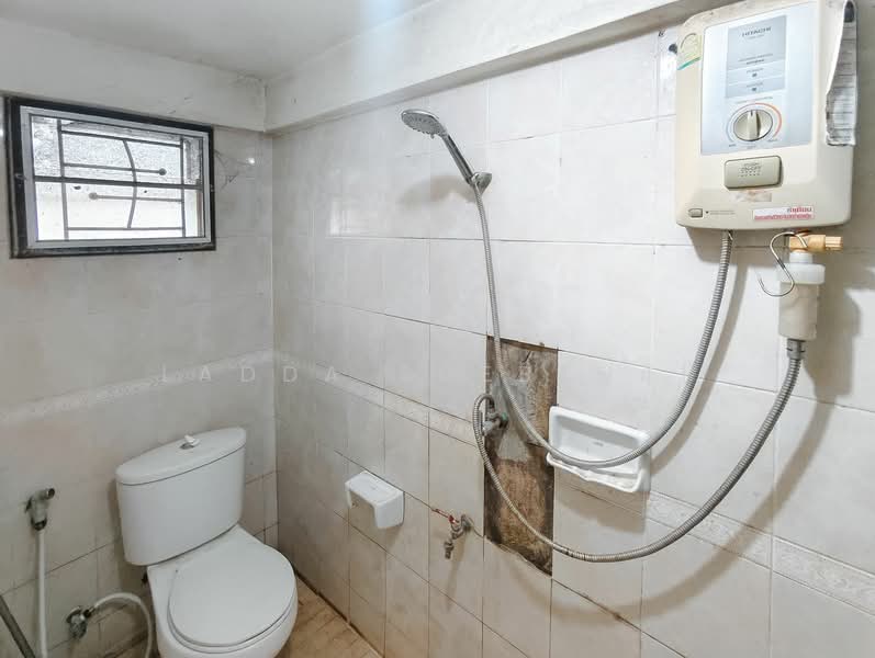 A.C. House 3, Pathum Thani, Lat Sawai, Lam Luk Ka, Pathum Thani, 3 Bedrooms, 200 sqm, Single Detached House For Sale, by Ladda Suebthai, 500171051 - DDproperty.com