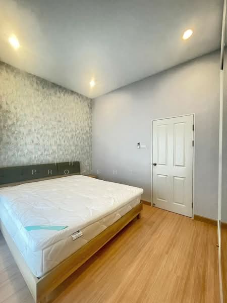 หมู่บ้านดีญ่า ทาวน์ ลำลูกกา-คลอง5, Pathum Thani, Lat Sawai, Lam Luk Ka, Pathum Thani, 4 Bedrooms, 100 sqm, Townhouse For Sale, by The Best Property ขวัญ, 500171070 - DDproperty.com