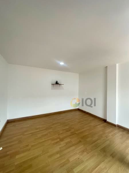 Thararin Gardenville Bangna, Bangkok, แบริ่ง 25, Bang Na Tai, Bang Na, Bangkok, 3 Bedrooms, 180 sqm, Townhouse For Sale, by อภัสนันท์ ภัคนราธนเศรษฐ์, 500171075 - DDproperty.com