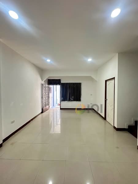 Thararin Gardenville Bangna, Bangkok, แบริ่ง 25, Bang Na Tai, Bang Na, Bangkok, 3 Bedrooms, 180 sqm, Townhouse For Sale, by อภัสนันท์ ภัคนราธนเศรษฐ์, 500171075 - DDproperty.com