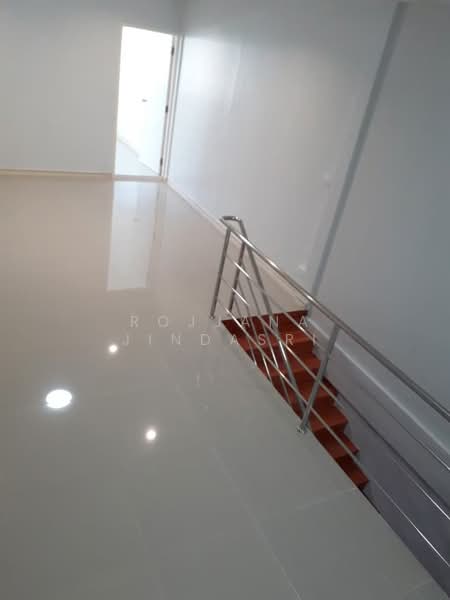 2-BR Townhouse, Bangkok, Thung Song Hong, Lak Si, Bangkok, 2 Bedrooms, 84 sqm, Townhouse For Sale, by Rojjana Jindasri, 500171087 - DDproperty.com