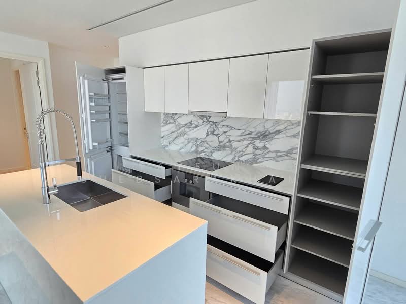 Four Seasons Private Residences, Bangkok, 300 Charoen Krung Road, Yan Nawa, Sathon, Bangkok, 2 Bedrooms, 117 sqm, Condo For Rent, by Tayfun Suebsarakham , 500171104 - DDproperty.com