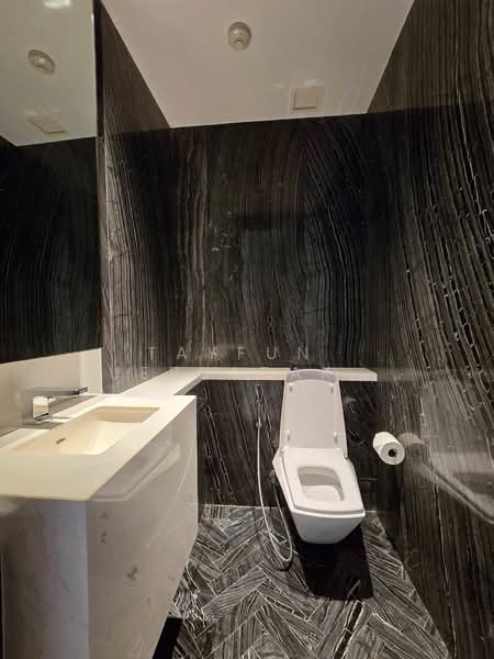 Four Seasons Private Residences : โฟร์ ซีซั่นส์ ไพรเวท เรสสิเด้นซ์, กรุงเทพ, 300 ถนนเจริญกรุง, ยานนาวา, สาทร, กรุงเทพ, 117 ตร.ม., คอนโด ให้เช่า, โดย Tayfun Suebsarakham , 500171104 - DDproperty.com