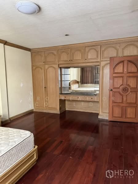 For rent Home Office 800 sqm in Khlong Tan Nuea, Watthana, Bangkok BTS Phrom Phong hre00320, Bangkok, Khlong Tan Nua, Watthana, Bangkok, , 800 sqm, Shophouse For Rent, by Hero Realtor Co., Ltd., 500171113 - DDproperty.com