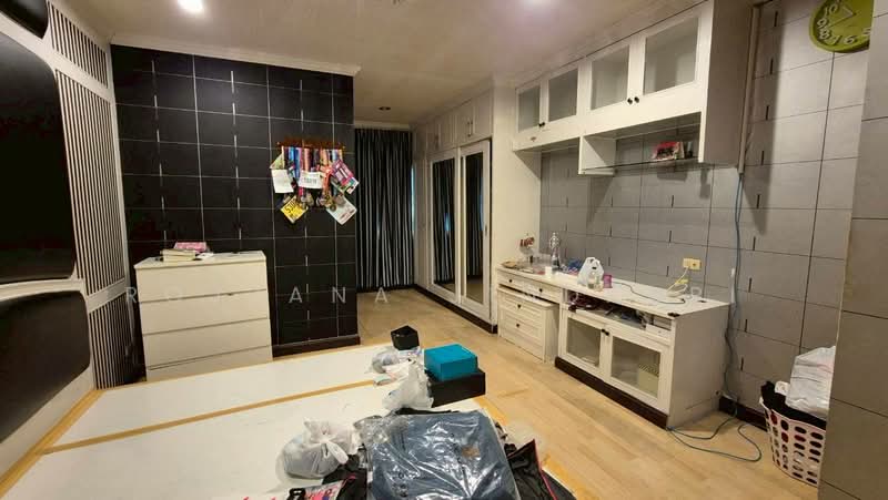 3-BR House, Bangkok, Khlong Tan Nua, Watthana, Bangkok, 3 Bedrooms, 200 sqm, Single Detached House For Rent, by Rojjana Jindasri, 500171119 - DDproperty.com