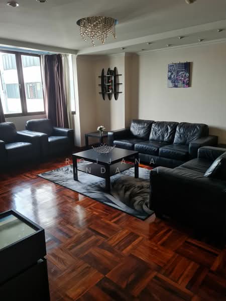 Omni Tower Sukhumvit Nana, Bangkok, 69 Sukhumvit 4 Alley, Khlong Toei, Khlong Toei, Bangkok, 2 Bedrooms, 100 sqm, Condo For Sale, by Rojjana Jindasri, 500171133 - DDproperty.com