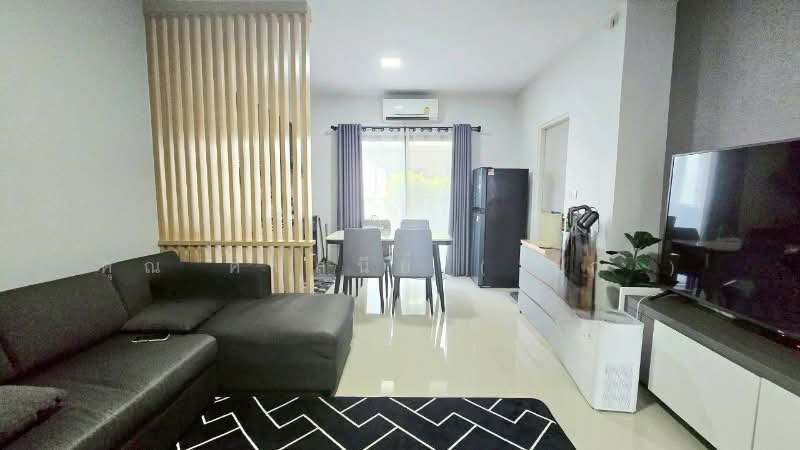 Pleno Rangsit : พลีโน่ รังสิต, ปทุมธานี, บ้านกลาง, เมืองปทุมธานี, ปทุมธานี, 110 ตร.ม., ทาวน์เฮ้าส์ ขาย, โดย คุณ ศันสนีย์ ( เก๋ ), 500171147 - DDproperty.com