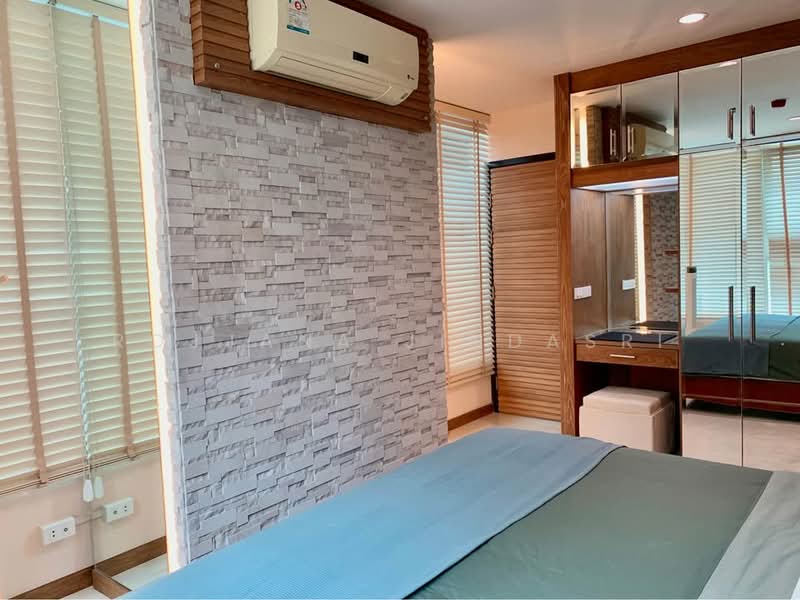 Sukhumvit Living Town, Bangkok, 299 Sukhumvit 21 Road, Khlongtoei Nua, Watthana, Bangkok, 2 Bedrooms, 63 sqm, Condo For Sale, by Rojjana Jindasri, 500171161 - DDproperty.com
