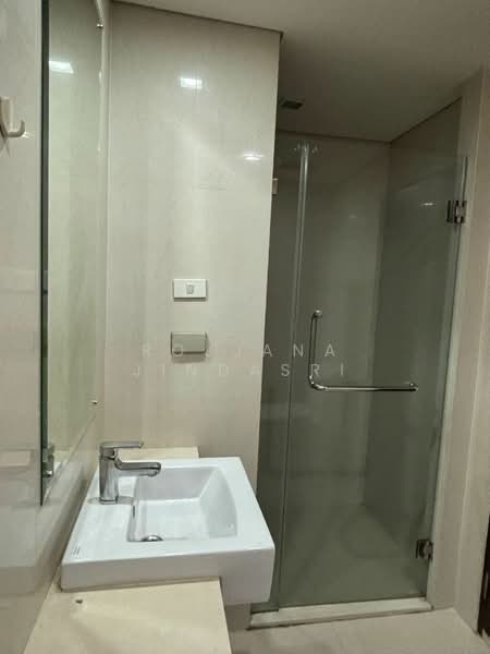 Le Luk Condominium, Bangkok, 1599 291 Sukhumvit Rd, Phra Kanong Nua, Watthana, Bangkok, 1 Bedroom, 53 sqm, Condo For Rent, by Rojjana Jindasri, 500171182 - DDproperty.com