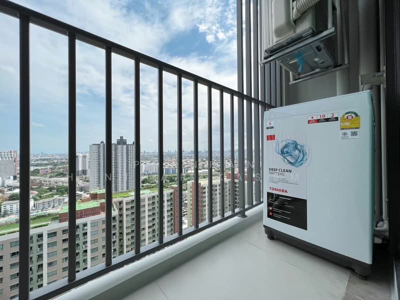 Rich Park @ Triple Station, Bangkok, 591 Srinakarin Road, Suan Luang, Suan Luang, Bangkok, 1 Bedroom, 30 sqm, Condo For Rent, by Pornpan Chantharakasemchai, 500171218 - DDproperty.com