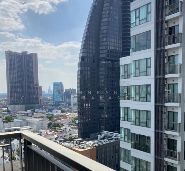 Rhythm Sukhumvit 36-38, Bangkok, 55 Soi Sukhumvit 36, Sukhumvit Road, Phra Kanong, Khlong Toei, Bangkok, 2 Bedrooms, 55 sqm, Condo For Rent, by Pornpan Chantharakasemchai, 500171238 - DDproperty.com